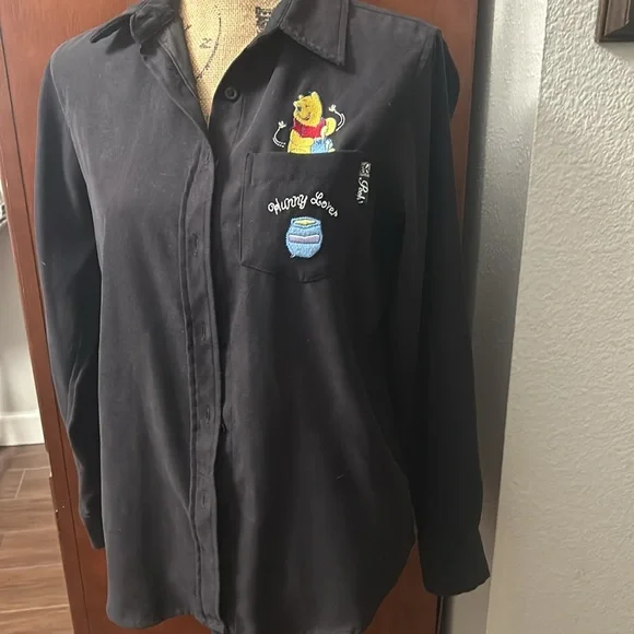Disney Black Crew Neck Long Sleeve Button Down Shirt EUC
Final mark down - Picture 4 of 7